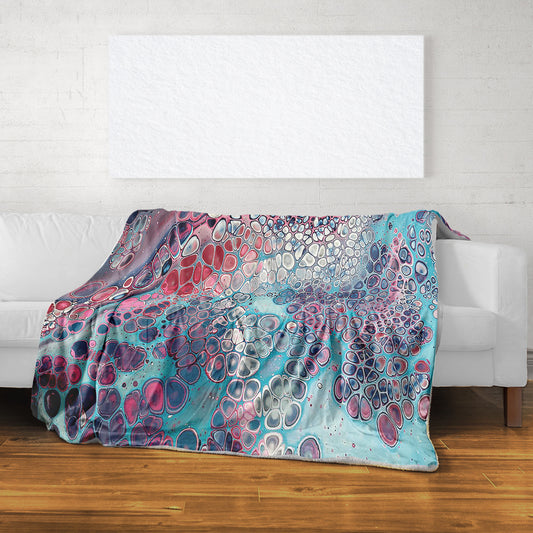 Illusion Pattern Blankets Tags Shopify Template Description