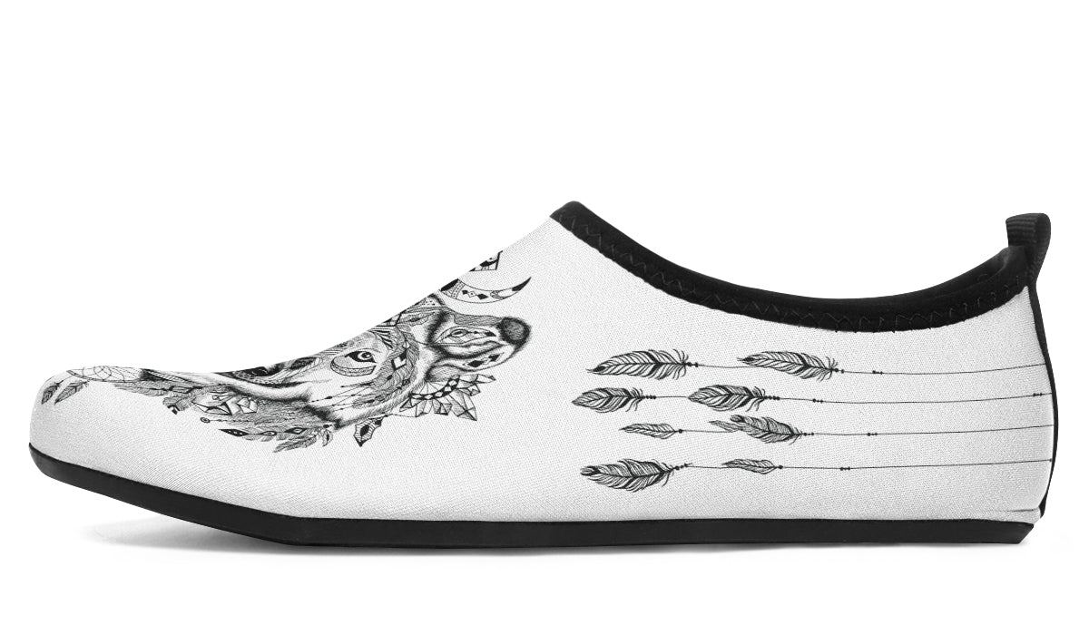 Bohemian Wolf White - Current