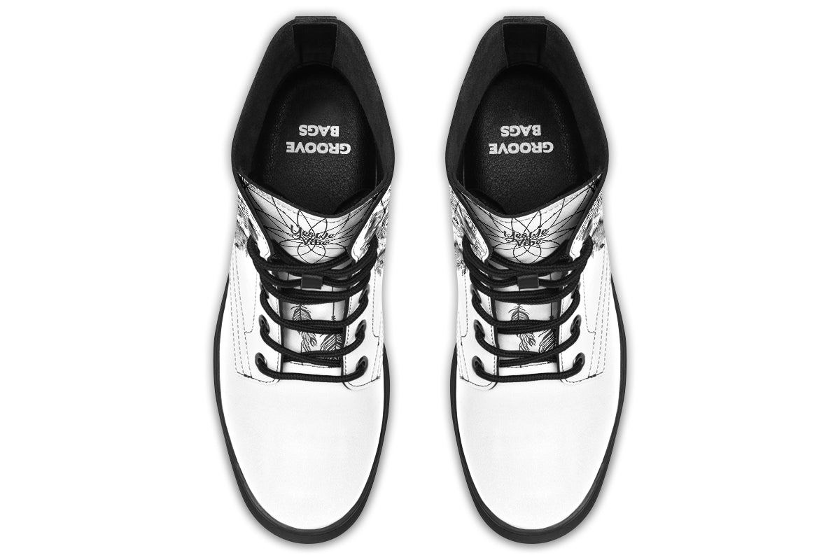Bohemian Wolf White SSP Original
