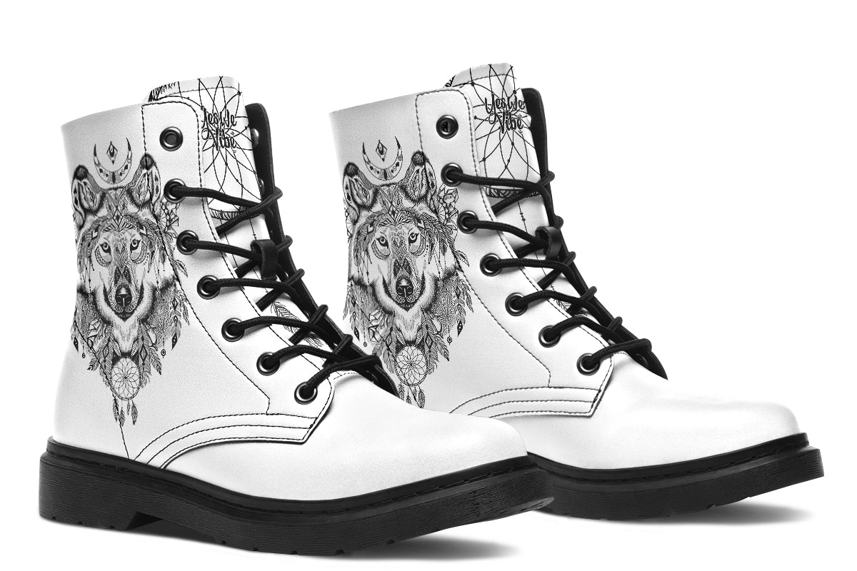 Bohemian Wolf White Original