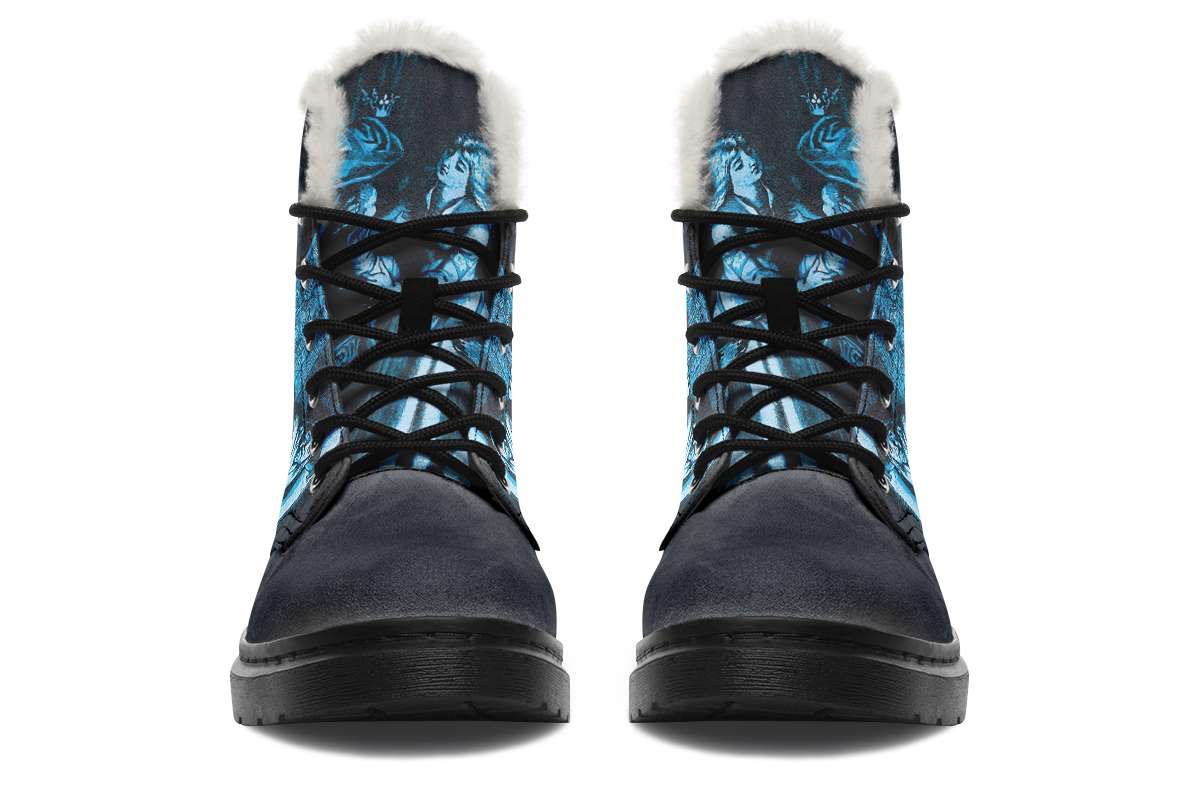 Comfyboots-HeNeverForgotHerVoiceBoots-KCD-24995-Comfyboots-Blk-STR4-MOC.jpg