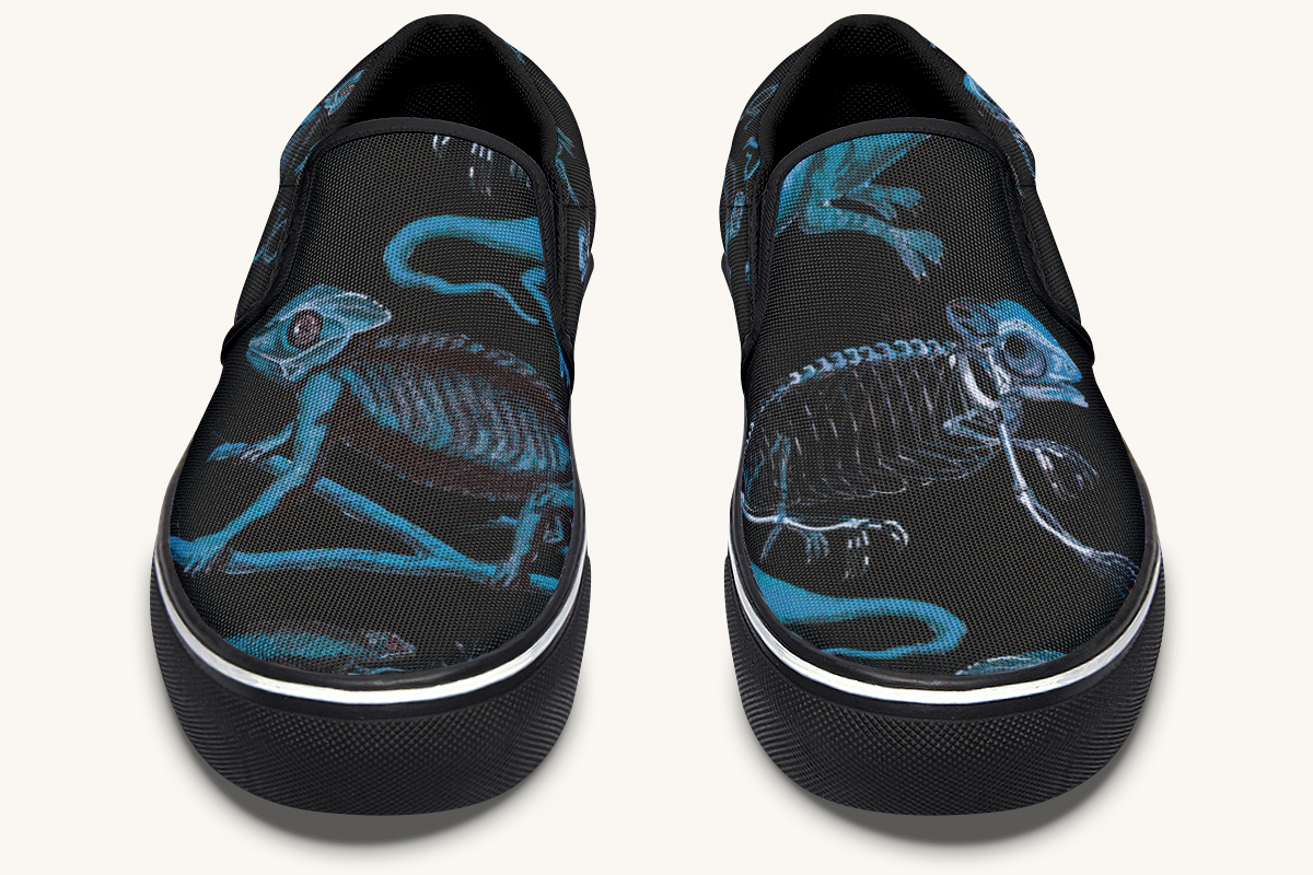 Reptilian In Bloom Black and Blue Slip On Shoes