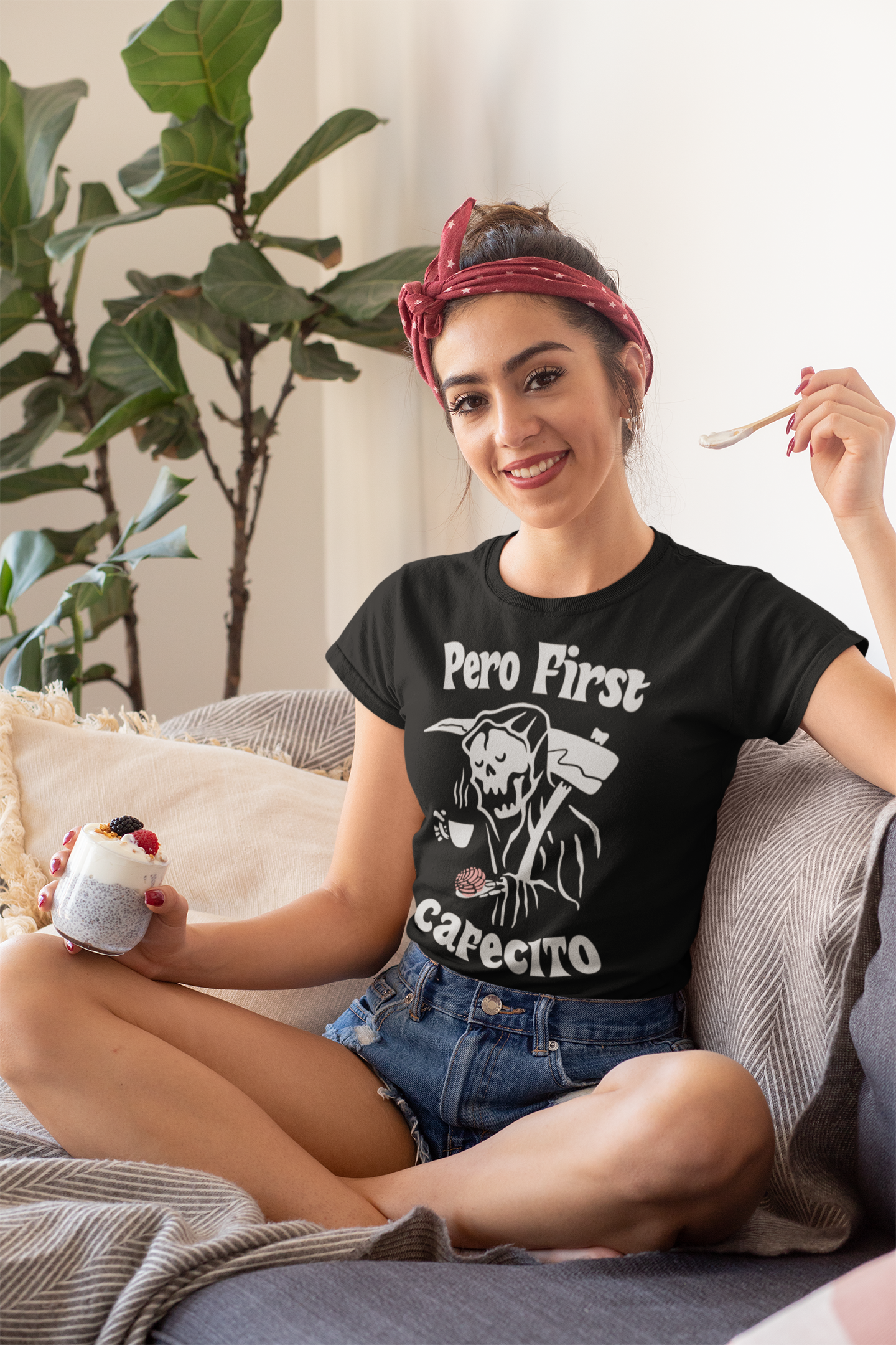 Pero First Cafecito Ladies t-shirt
