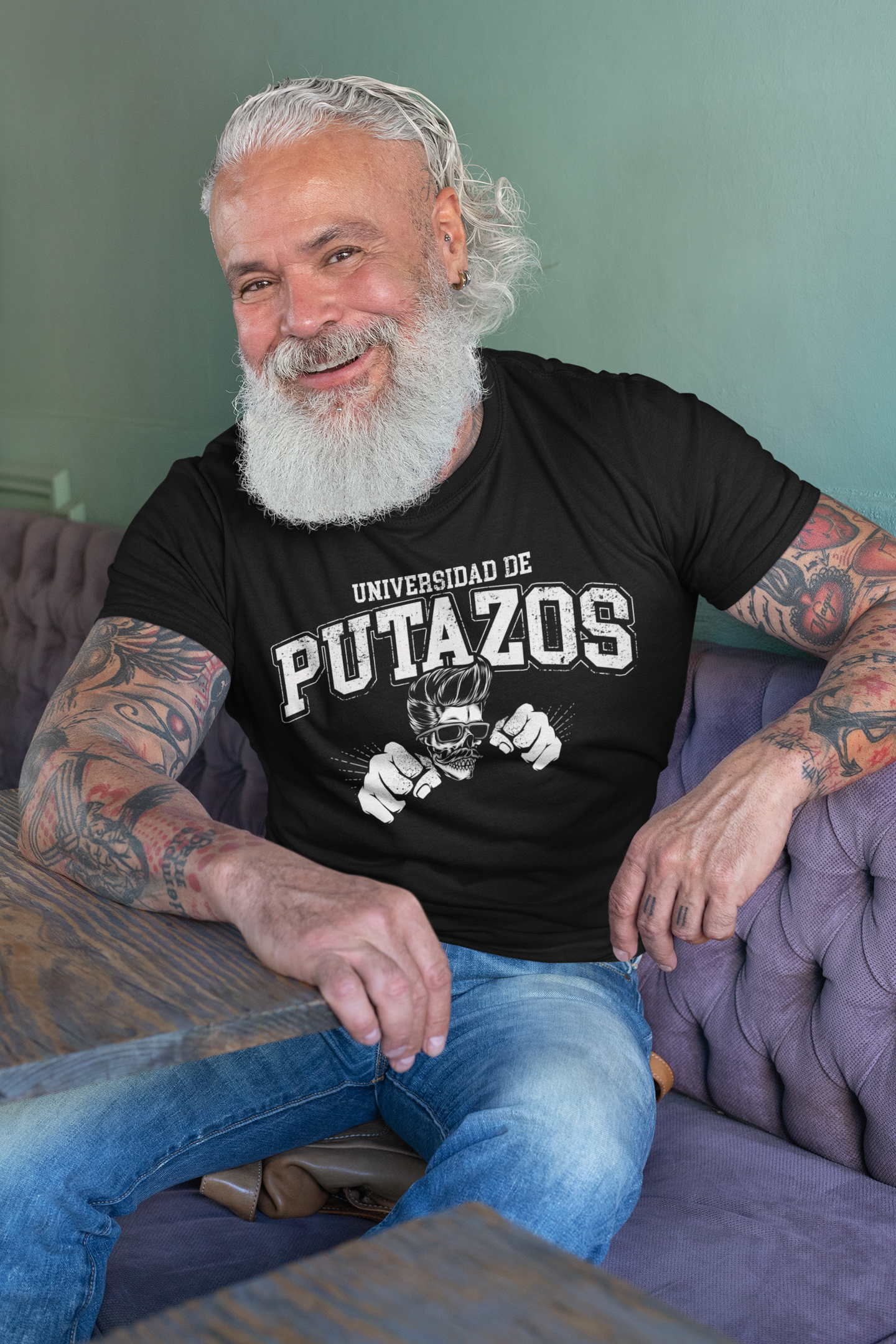 Universidad De Putazos OG ChingonT-Shirt
