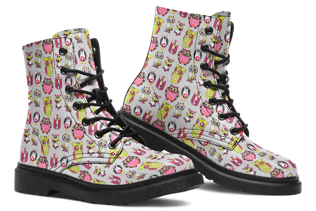 Colorfu Owl Pattern Boots