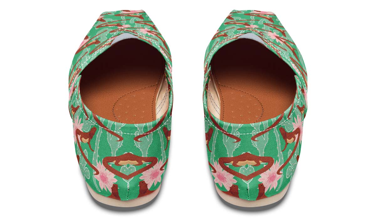 Beared Dragon Pattern Casual Shoes