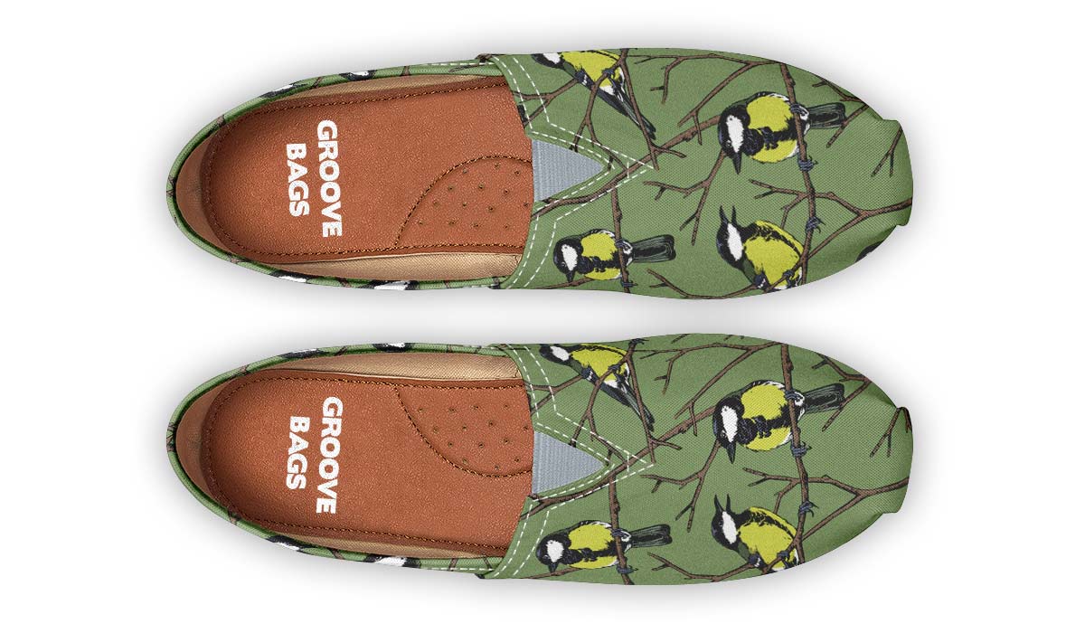 Chickadee Pattern Casual Shoes