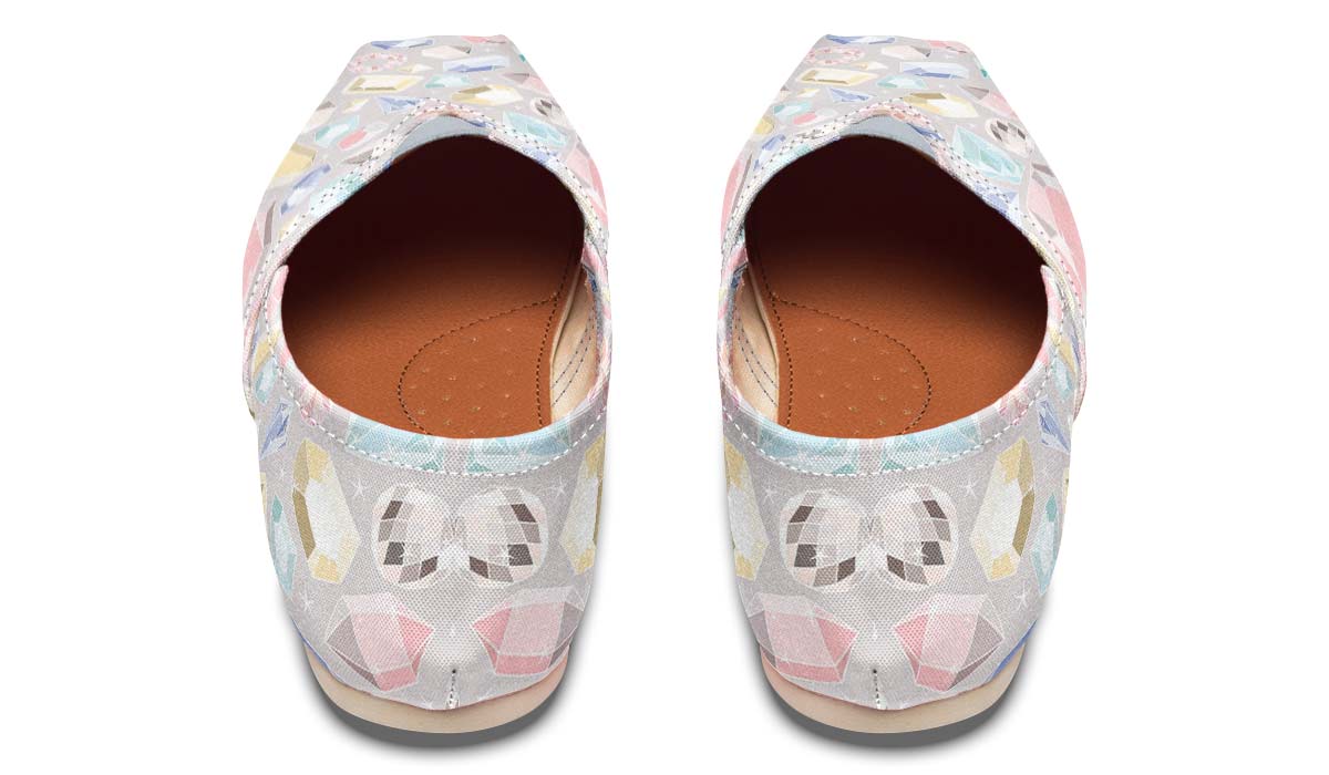 Diamond Pattern Casual Shoes