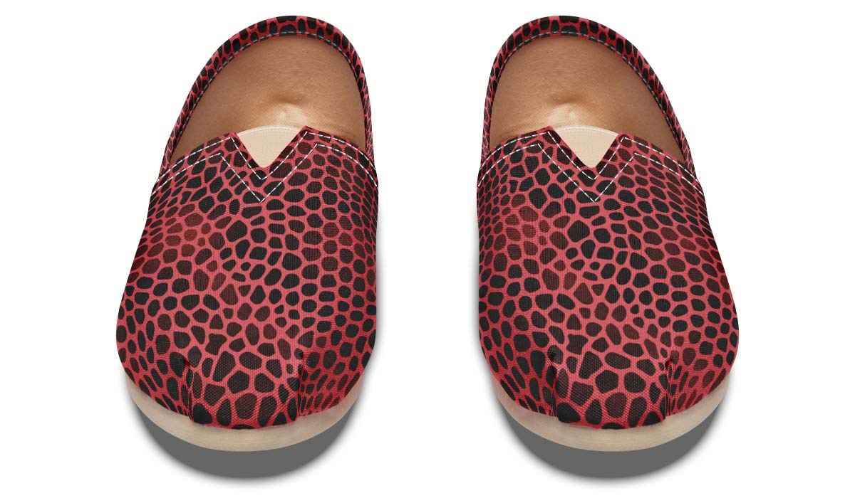 Pink Reptile Design Casual Shoes