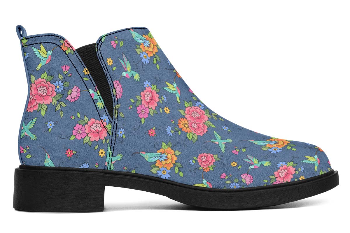 Cute Hummingbirds Pattern Neat Vibe Boots
