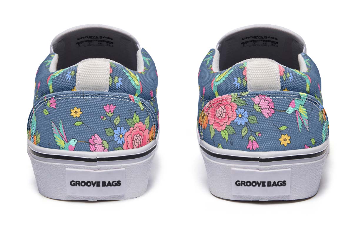 Cute Hummingbirds Pattern Slip-On Shoes