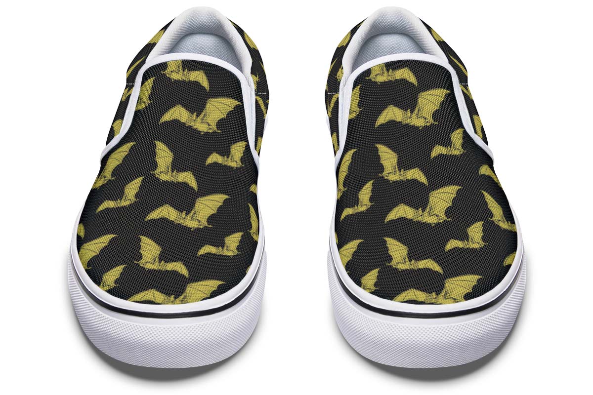Vampire Bat Pattern Slip-On Shoes
