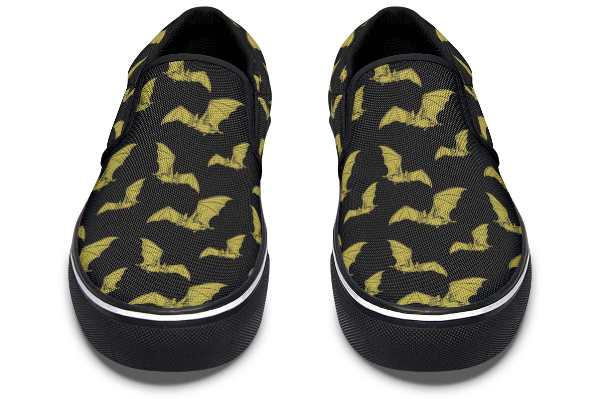 Vampire Bat Pattern Slip-On Shoes
